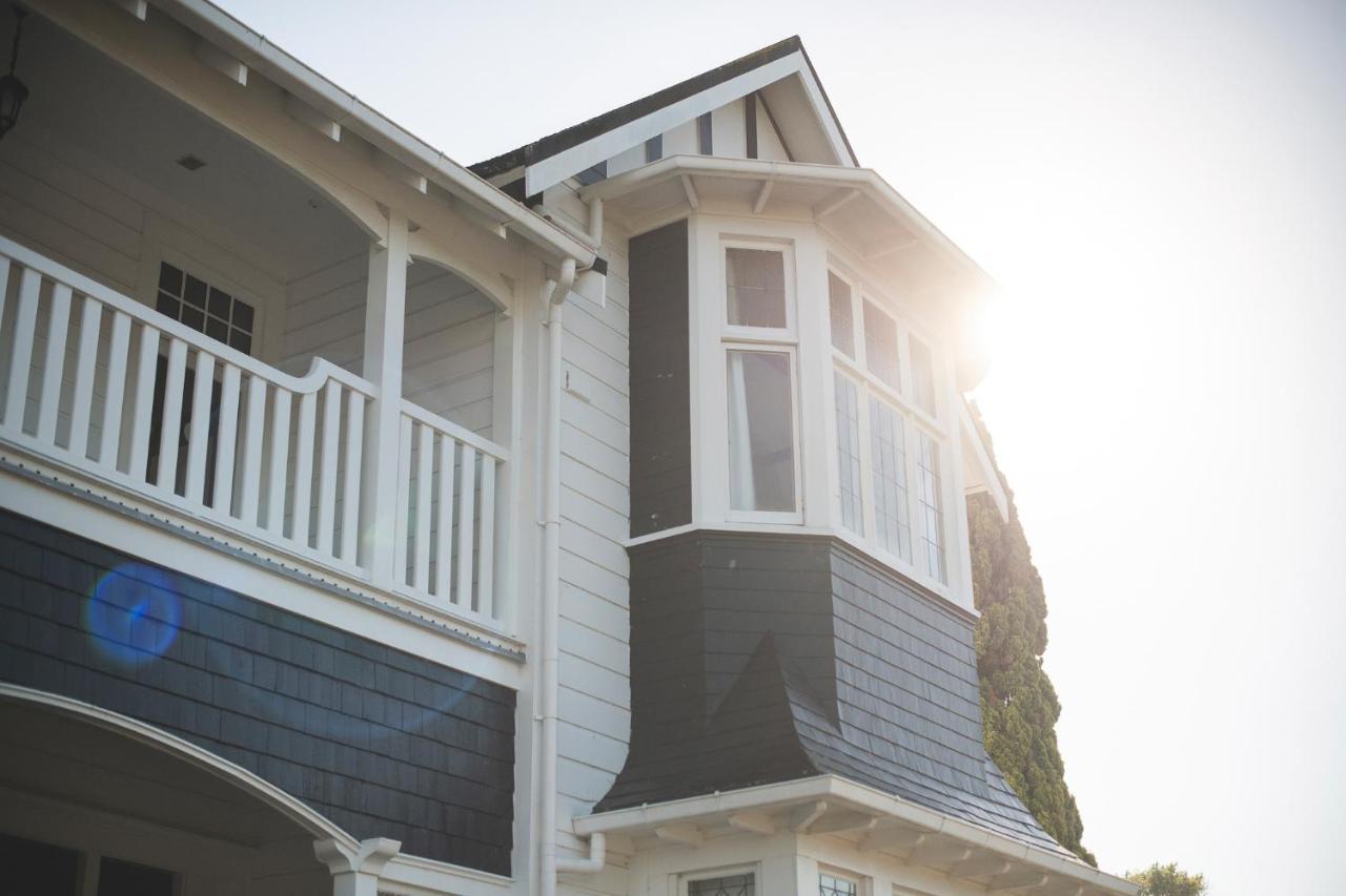 ギズボーン Cedar House Bed & Breakfast エクステリア 写真