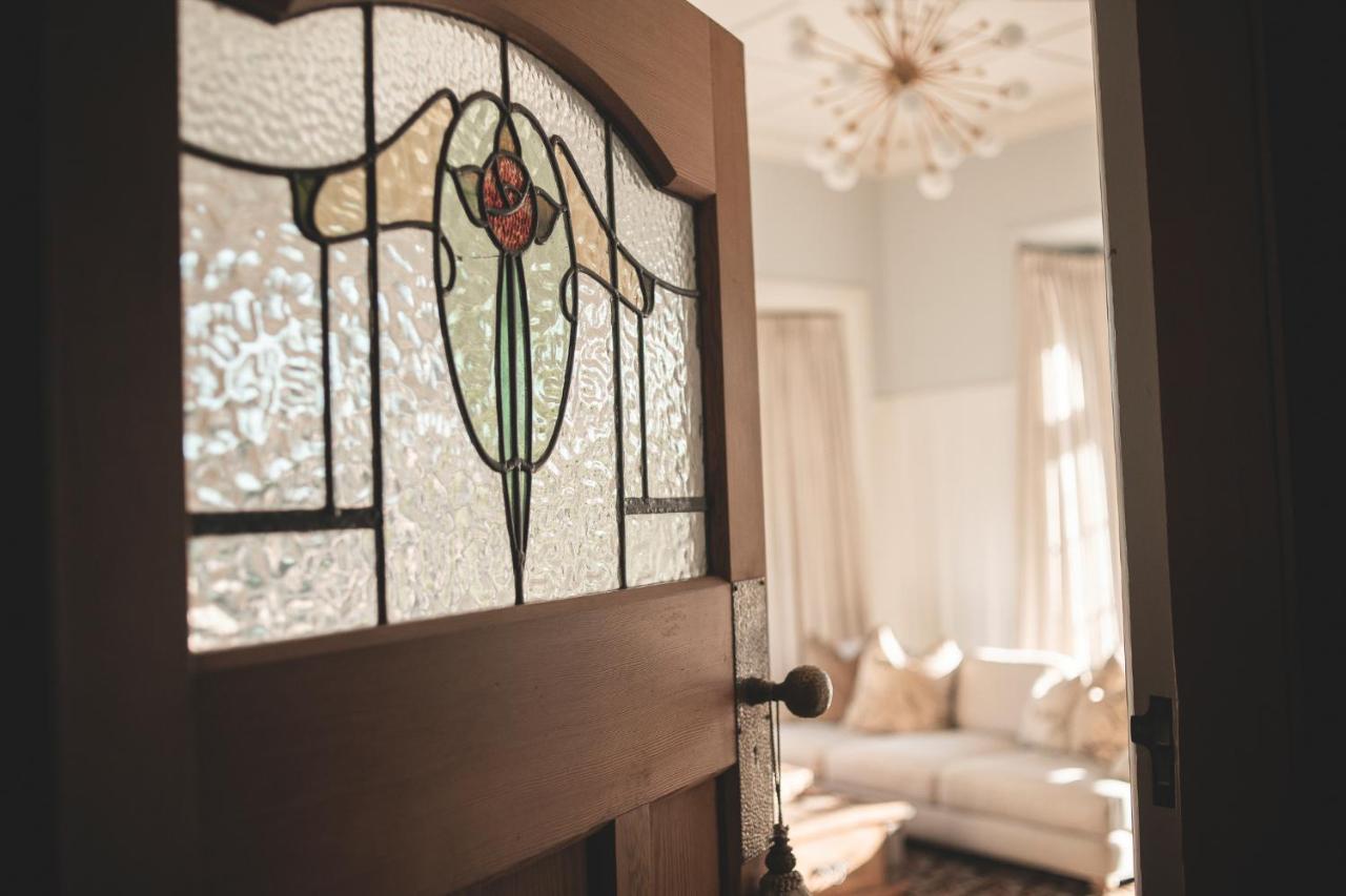 ギズボーン Cedar House Bed & Breakfast エクステリア 写真