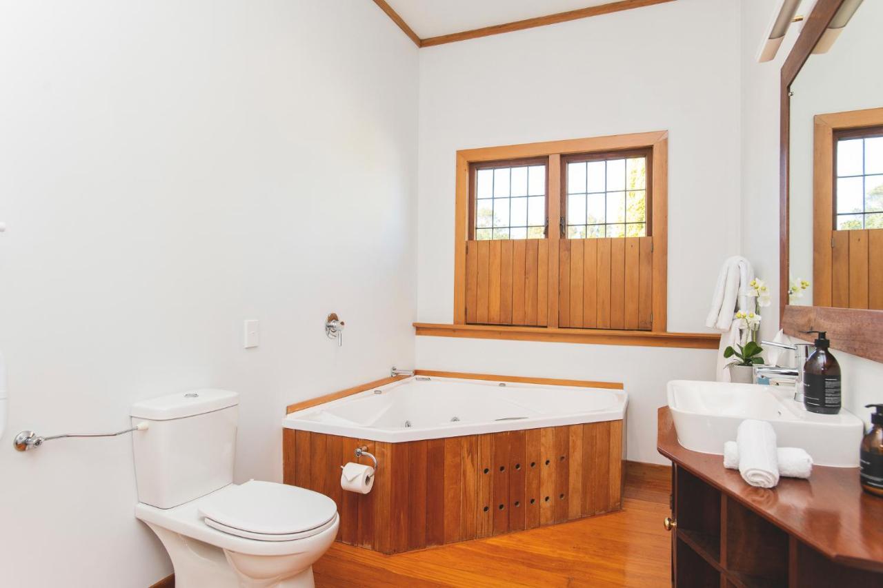 ギズボーン Cedar House Bed & Breakfast エクステリア 写真
