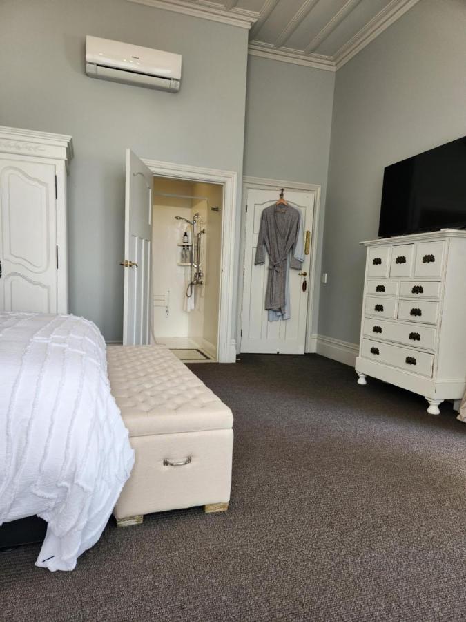 ギズボーン Cedar House Bed & Breakfast エクステリア 写真